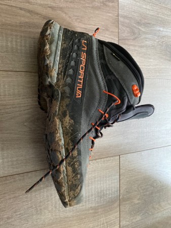 La Sportiva New Zealand Carbon Flame Tx4 Mid Gtx