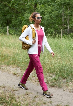La Sportiva New Zealand Red Plum Blush Rowan Zip